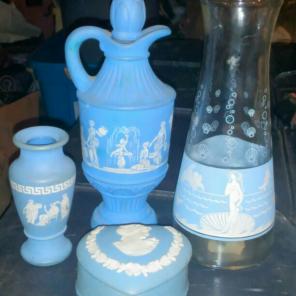 blue & white porcelain/ceramic set