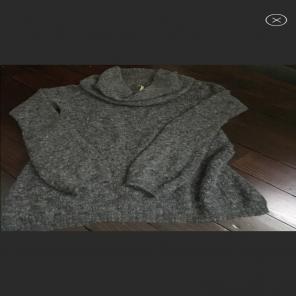 Free People Very Soft Grey sweater