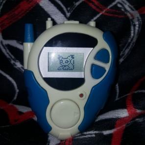 Gen 2 Blue and white Digivice