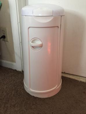 munchkin Diaper Pail