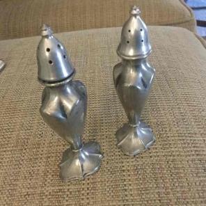 Vintage Pewter 179 Salt & Pepper Shaker