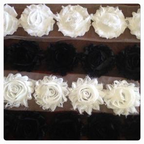 White&Black Shabby Flowers