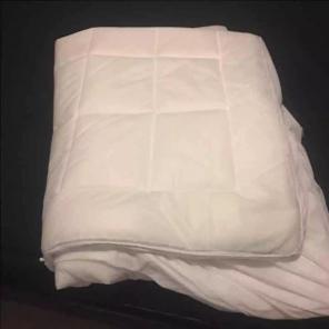 Queen mattress pad