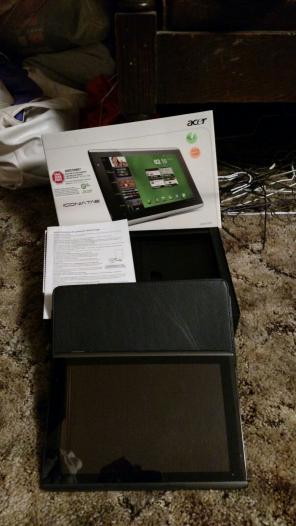 Acer iconia