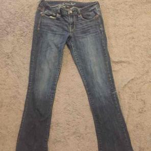 American Eagle Outfitters Jeans Size 12