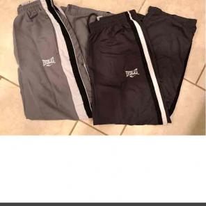 2 pairs Everlast boys sweatpants.