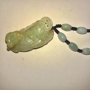 Jade necklace 100%