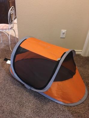 Kidco pop up Peapod Travel Tent Bed