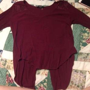 Maroon forever 21 shirt size small
