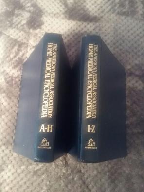 2 Home medical encyclopedias a-z