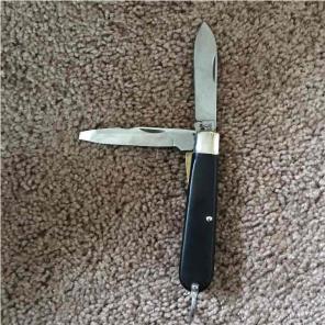 Dual blade knife
