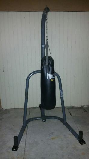Everlast PowerCore 2 Station Stand and B
