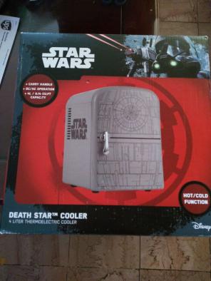 Star Wars 6-Can Mini Fridge Cooler