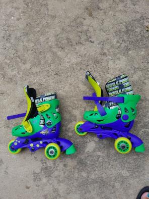 TMNT convertible size rollerskates
