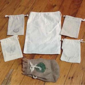 Cute Burlap Sacks, 6 total