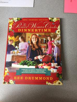 The Pioneer Woman Cooks Dinnertime Book