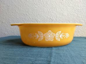 Pyrex casserole 043