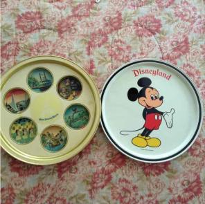 2x Disneyland vintage metal trays
