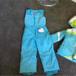 Girls whole snow suit