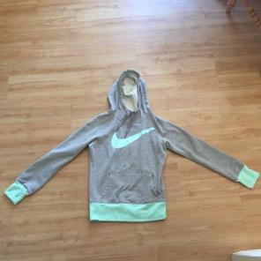 Nike Therma-Fit Sweatshirt