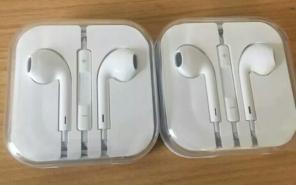 2 × Apple Earphones with Remote & Mic