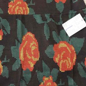 Lularoe Digital roses Cassie, size L