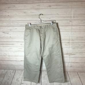 Gap Khaki Classic Fit 31x32