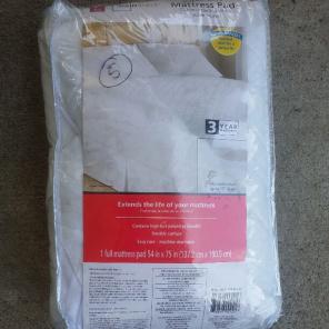 NIB mattress pad FULL size