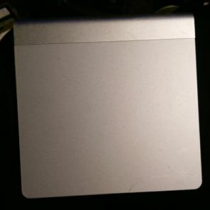Apple magic trackpad 1