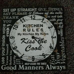 Kitchen clock