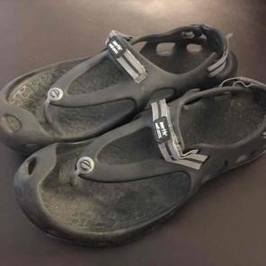 Croc type shoe