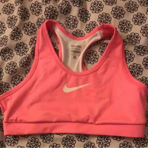 Nike Pro Sports Bra