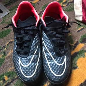 Nike Indoor Hypervenoms