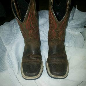 Ariat boy boots