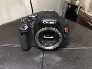 Canon t3i 600D DSLR Camera & Lenses