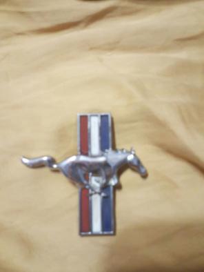 mustang car emblem