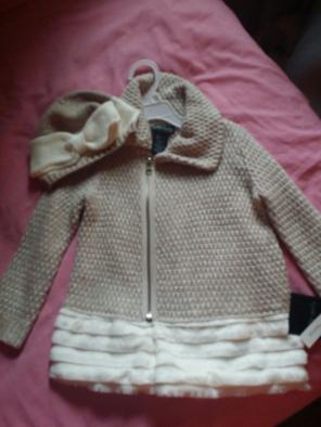 New Sweater with matching bow hat