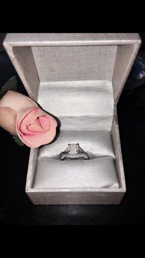 ZALES Wedding Ring/ Band Set