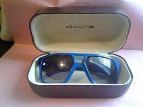 Blue Louis Vuitton Shades with Case