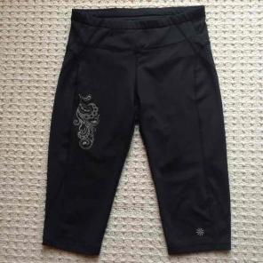 ATHLETA RELAY Reflective Capri Legging S