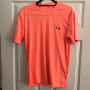 NEW W/OUT TAGS UNDER ARMOUR MENS SM