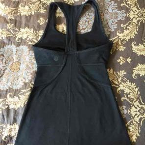 Lululemon tank size xs