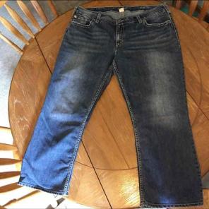 Silver Jeans plus size 22 capris