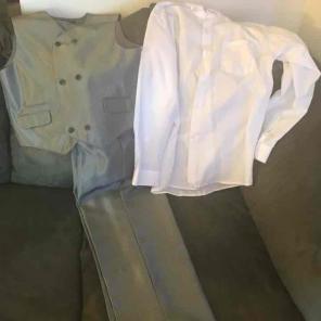 Youth Boys Vest Pants Suit Size 14/16