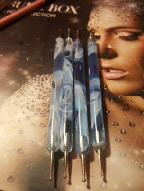 Four dotting tools