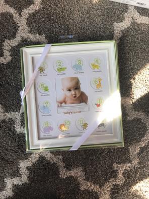 BABYGROWTH FRAME