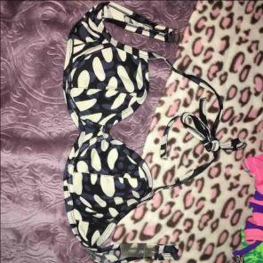 Victoria's Secret Bikini Top 34b/small