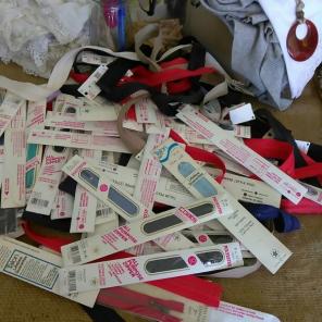NEW Zippers Lot 45 asst size & colors