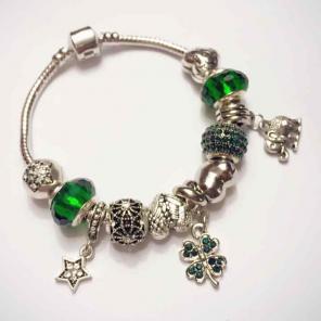St Patrick day green lucky charm bracele