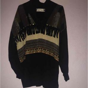 Black printed sweater